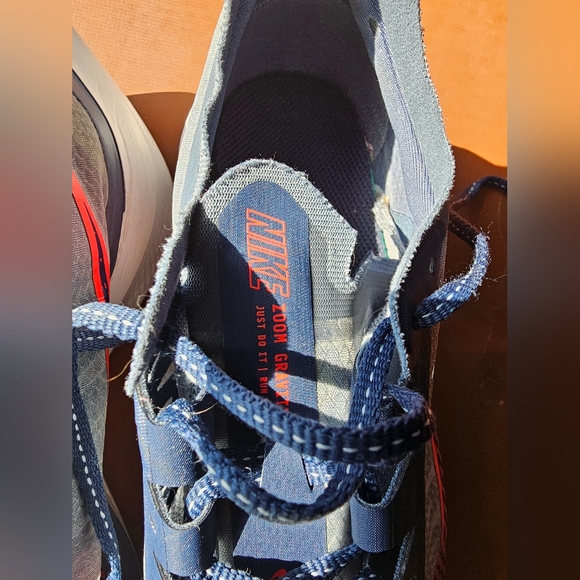 Nike Zoom Gravity Mens size 9.5 Running Trainers Sneakers Shoes - Picture 7 of 15